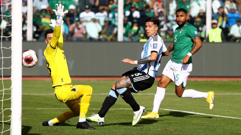 Argentina được đánh giá cao hơn Bolivia
